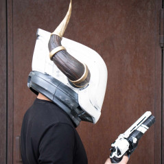 Lord Shaxx Helmet - D2
