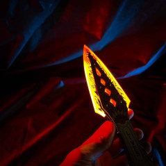 Kunai Knife With Lights - Apex Legends