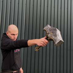 Mjolnir hammer - God of War