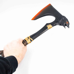 Raven Bite Axe Bloodhound Heirloom - Apex Legends